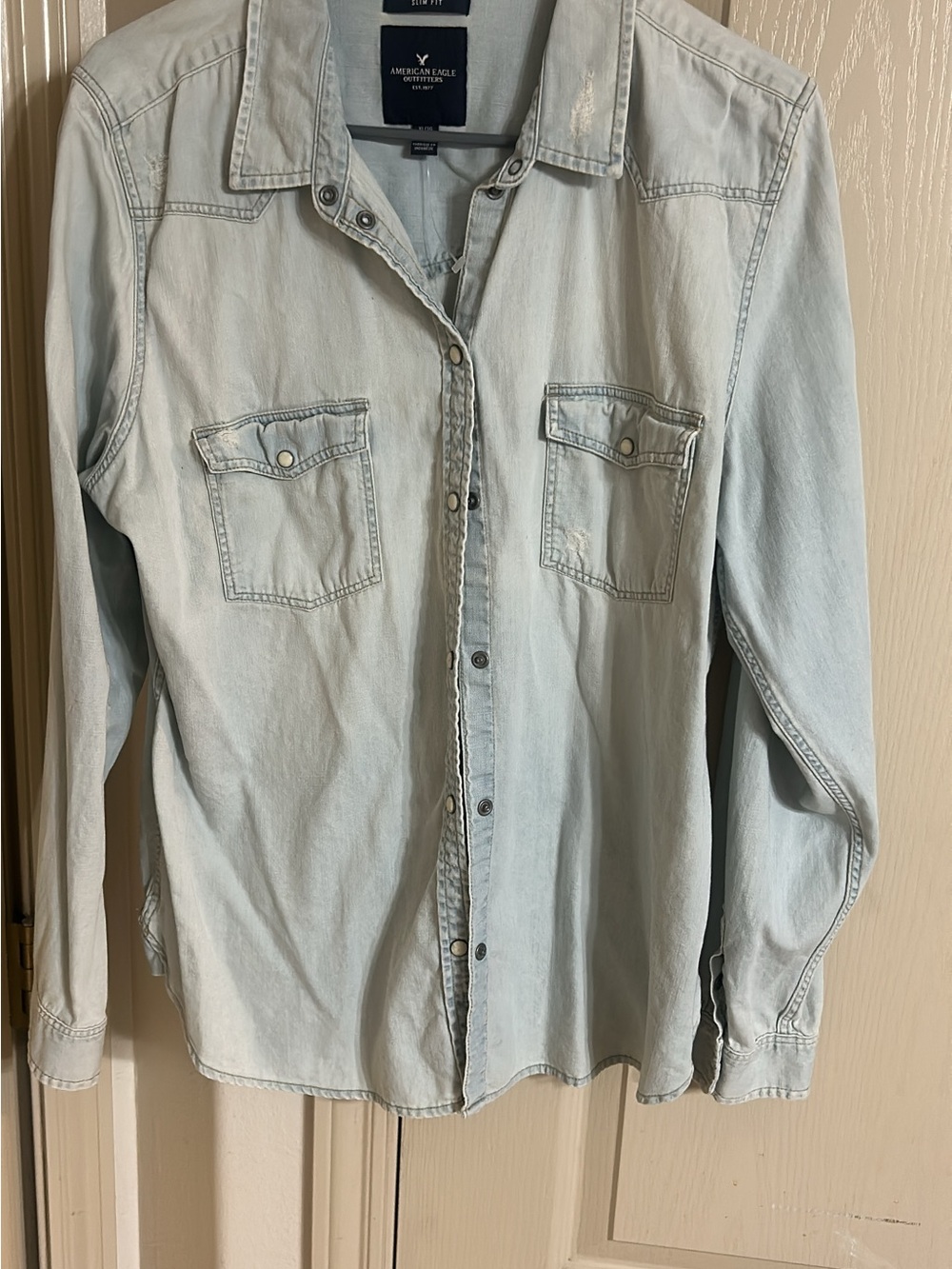 American Eagle Outfitters Light Wash Denim Shirt Jacket